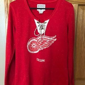 Detroit Red Wings Lace-Up Henley Shirt